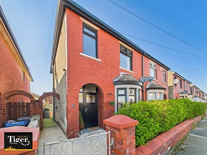 3 Bedroom Semi-Detached House To Rent In Ryson Avenue, Blackpool, FY4