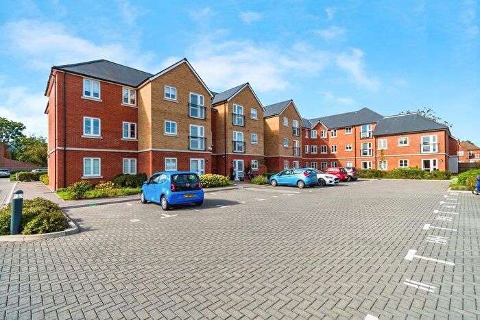 1 Bedroom Flat For Sale In Hampton Close, Southampton, Hampshire, SO15