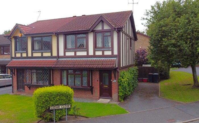 3 Bedroom Semi-Detached House For Sale In Cedar Close, Ashby-De-La-Zouch, LE65