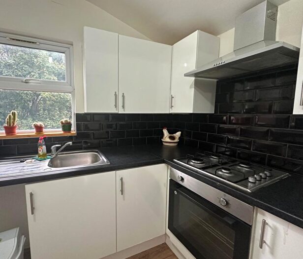1 Bedroom Flat To Rent In Station Road, London, E12
