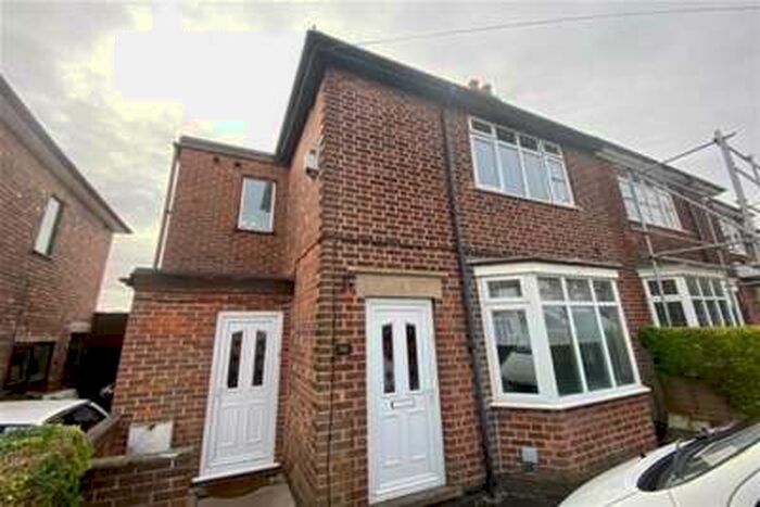 3 Bedroom House To Rent In Prospect Road, Carlton, NG4