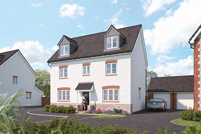 5 Bedroom Detached House For Sale In The Yew, Tor View, PL19