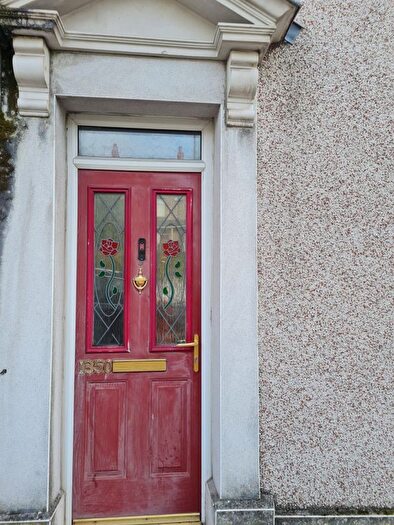 3 Bedroom Terraced House To Rent In Neath Road, Swansea, SA1
