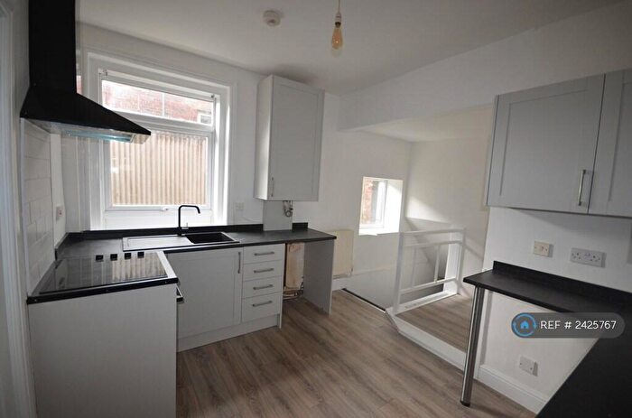 1 Bedroom Flat To Rent In Mayfield Grove, Harrogate, HG1