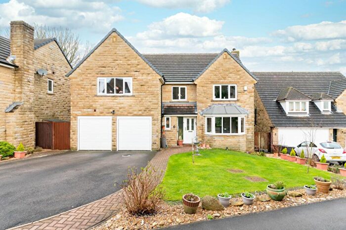 5 Bedroom Detached House For Sale In Hawthorne Way, Shelley, HD8