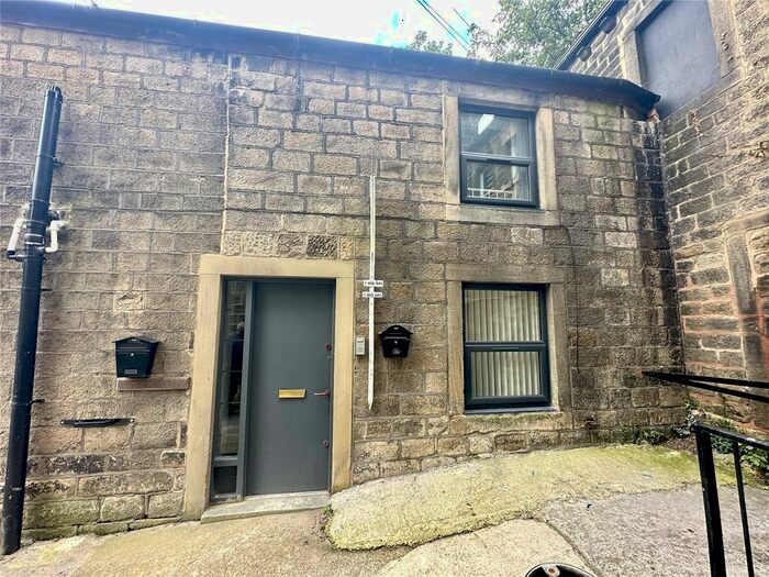 1 Bedroom Flat To Rent In The Green, Horsforth, Leeds, West Yorkshire, LS18