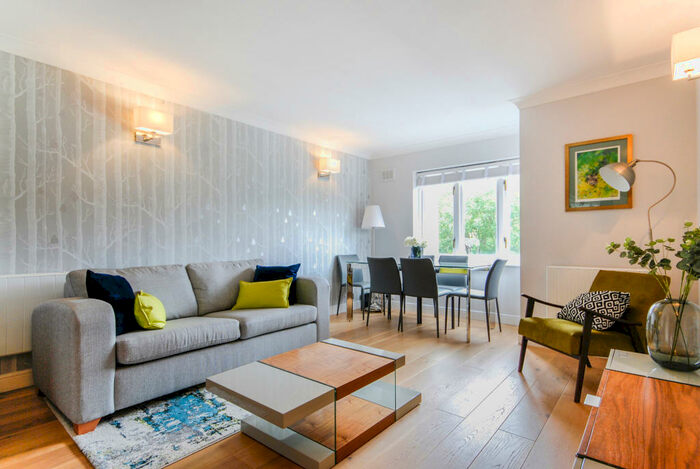 1 Bedroom Flat To Rent In Ravensbourne Mansions, Berthon Street, SE8