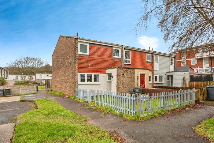 3 Bedroom Detached House For Sale In Thrush Walk, Waterlooville, Hampshire, PO8