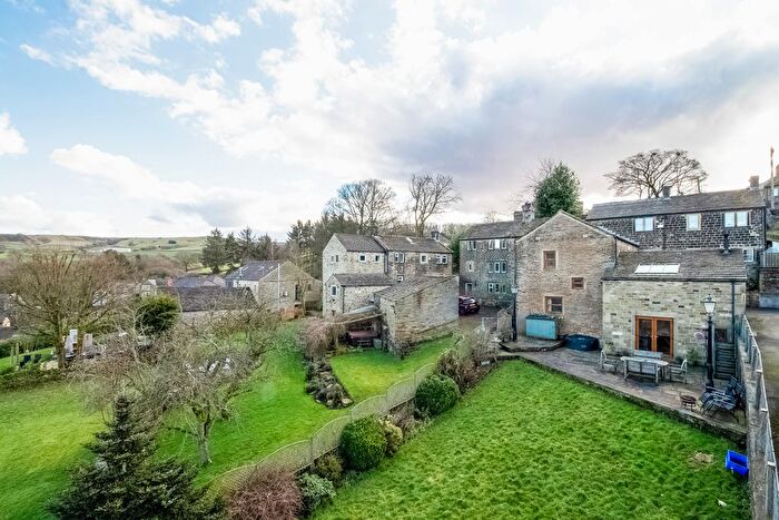 4 Bedroom Barn Conversion For Sale In Maingate, Hepworth, Holmfirth, HD9
