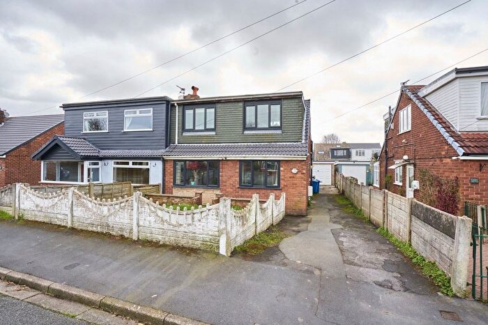 5 Bedroom Bungalow For Sale In Ruabon Crescent, Hindley Green, Wigan, Greater Manchester, WN2