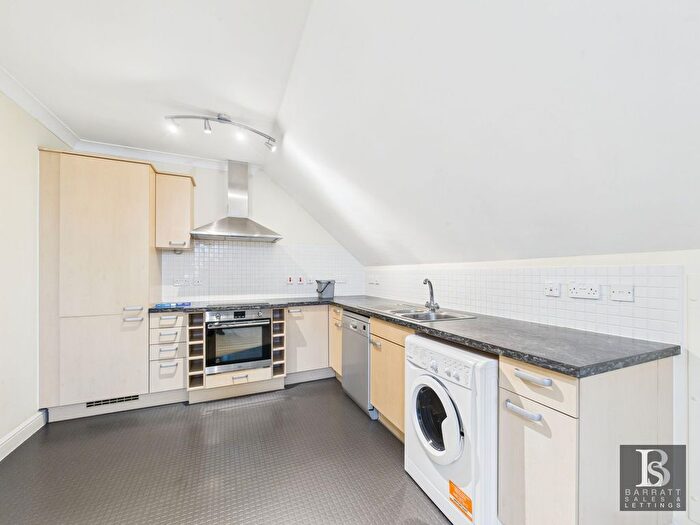 2 Bedroom Flat To Rent In Dorchester Court, London Road, Camberley, GU15