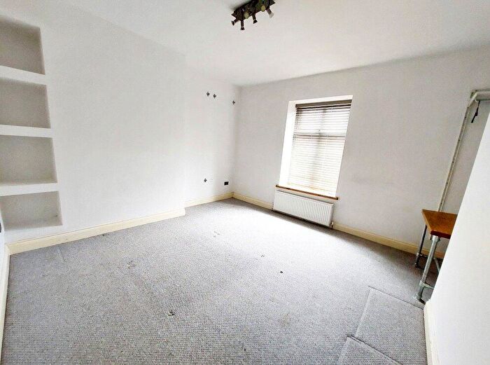 2 Bedroom End Of Terrace House To Rent In Unity Terrace, New Kyo, Stanley, DH9