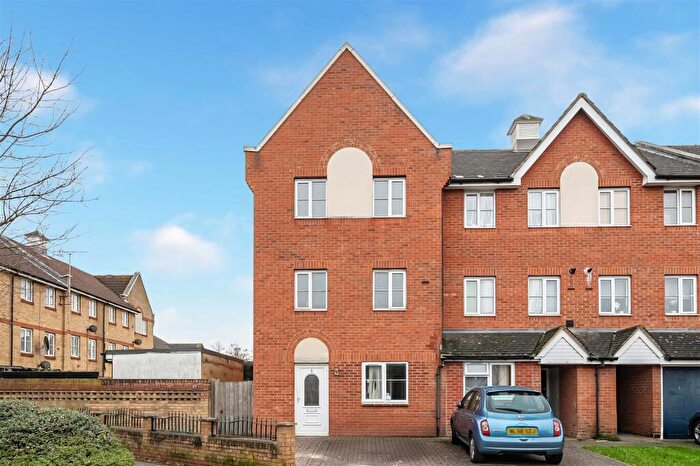 4 Bedroom House To Rent In Goodey Road, Barking, IG11