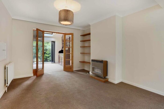 3 Bedroom Semi-Detached House To Rent In Birtley Rise, Bramley, Guildford, GU5