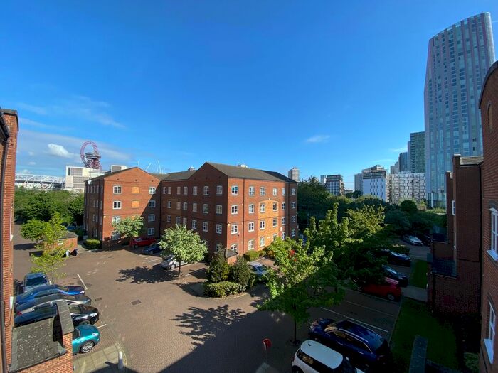 1 Bedroom Flat To Rent In Otter Close, London, E15