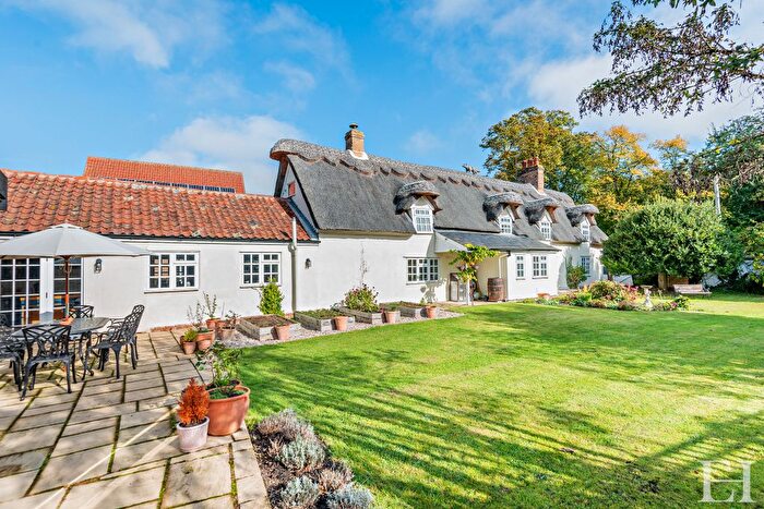 4 Bedroom Cottage For Sale In North Street, Burwell, Cambridge, CB25