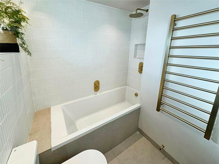 3 Bedroom Bungalow For Sale In Sawyers Close, Winchester, Hampshire, SO22