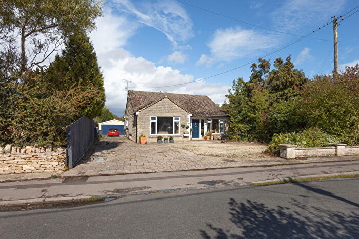 4 Bedroom Detached Bungalow For Sale In Brockleaze, Neston, Corsham, Wiltshire, SN13