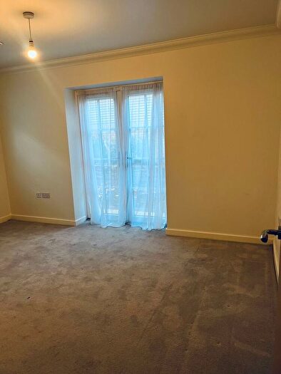2 Bedroom Detached House To Rent In Cottenham Park Road, London, SW20