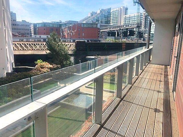 2 Bedroom Apartment To Rent In Spectrum, Blackfriars Road, Salford, M3