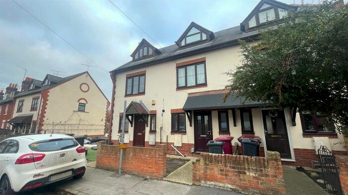 4 Bedroom Terraced House To Rent In Marquis Place, Granby Gardens, Reading, Berkshire RG1