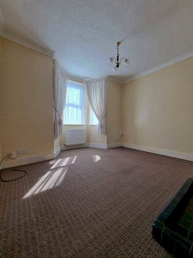 2 Bedroom Terraced House To Rent In Dagmar Road, Chatham, ME4