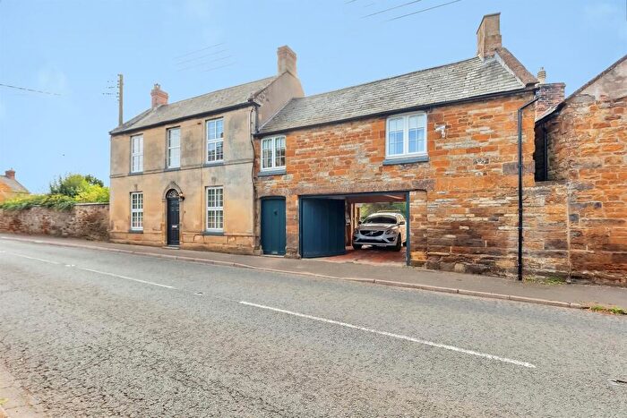6 Bedroom Detached House For Sale In Main Street, Caldecott, Market Harborough, LE16