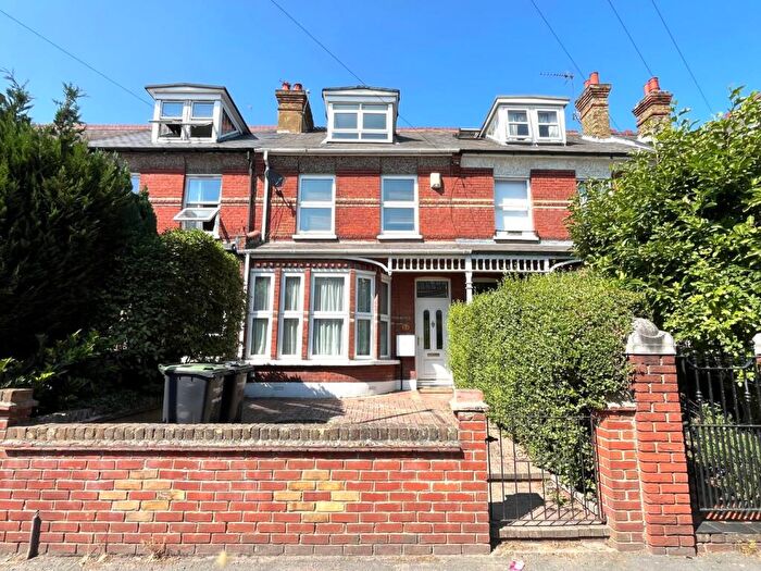 4 Bedroom Terraced House For Sale In Old Road West, Gravesend, DA11