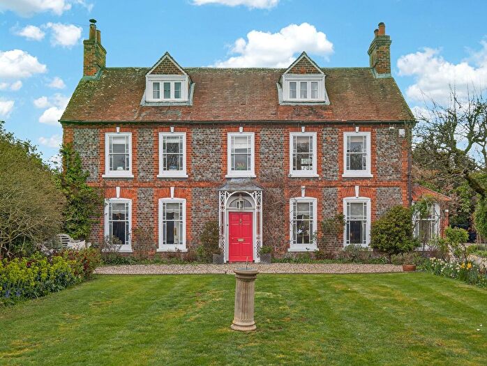 5 Bedroom Detached House For Sale In Wharf Road, Shillingford, OX10