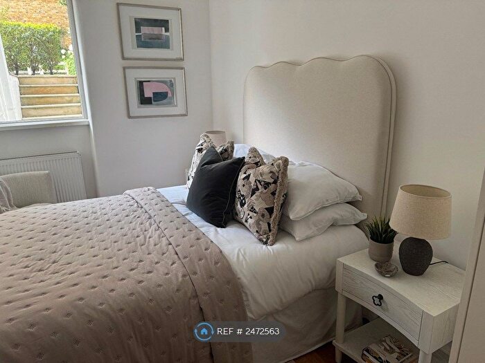 1 Bedroom Flat To Rent In Elgin Crescent, London, W11