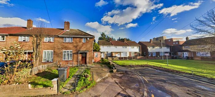 3 Bedroom Terraced House To Rent In Ray Gardens, Upney, Barking, Essex IG11
