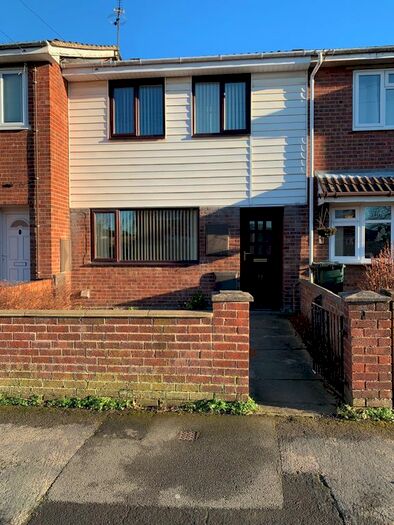 3 Bedroom Terraced House To Rent In Connaught Drive, Kirk Sandall, Doncaster, DN3