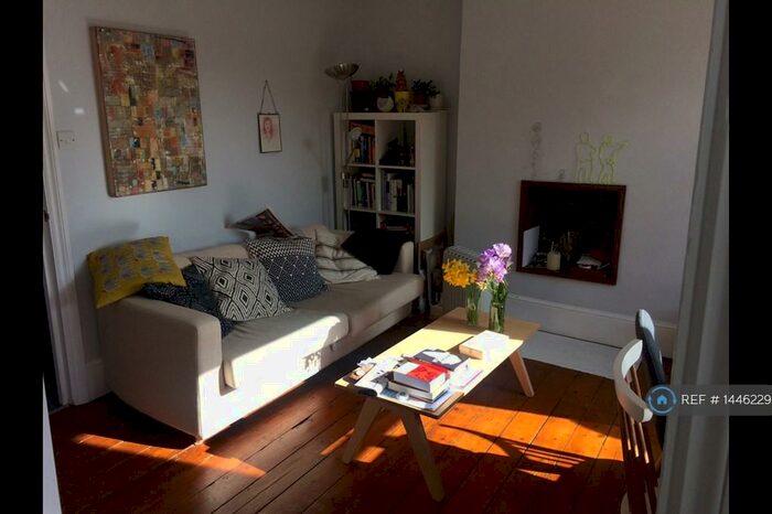 1 Bedroom Flat To Rent In Tufnell Park Road, London, N19