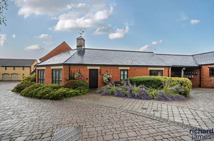 2 Bedroom Semi-Detached Bungalow For Sale In Manor Farm Court, Purton Stoke, SN5