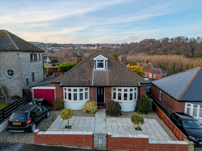 3 Bedroom Detached Bungalow For Sale In Theakston Lane, Richmond, DL10
