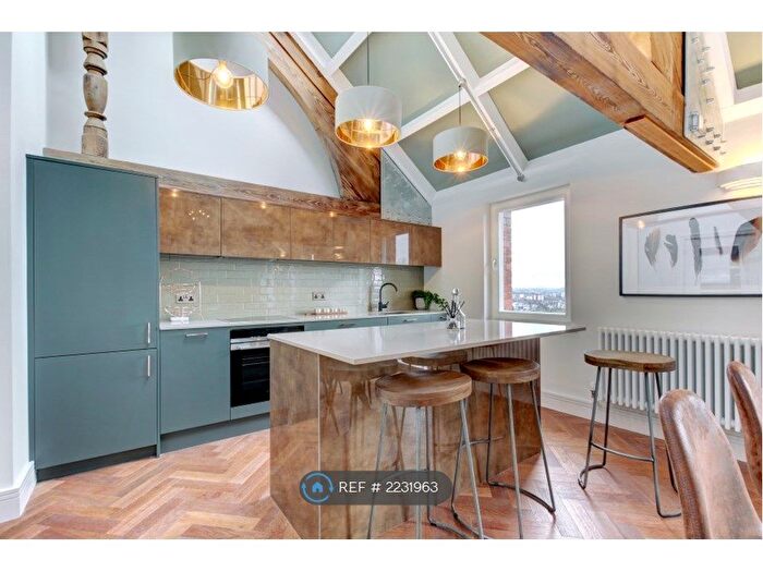 2 Bedroom Flat To Rent In Bookbinder House, Bristol, BS6