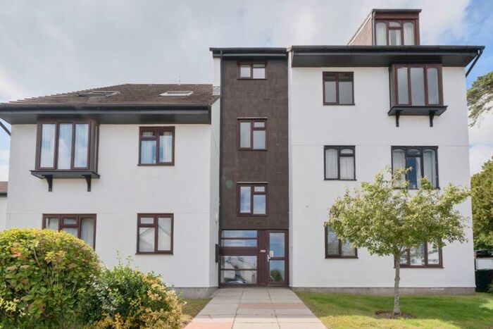 2 Bedroom Flat To Rent In St Boniface Close, Beacon Park, PL2