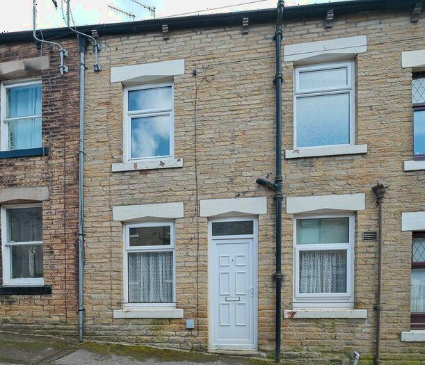 1 Bedroom Terraced House To Rent In Alice Street, Barnoldswick, Lancashire, BB18