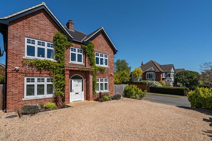 6 Bedroom Detached House For Sale In Cringleford, NR4