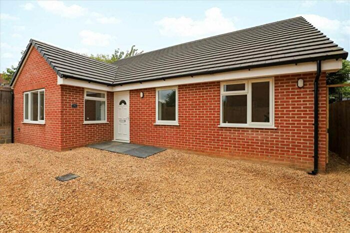 3 Bedroom Bungalow To Rent In Finedon Road, Burton Latimer, NN15