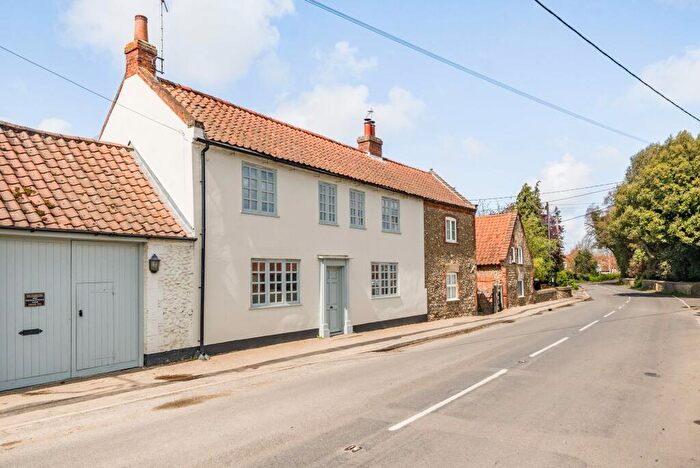 3 Bedroom Semi Detached House For Sale In Creake Road, Burnham Market, PE31