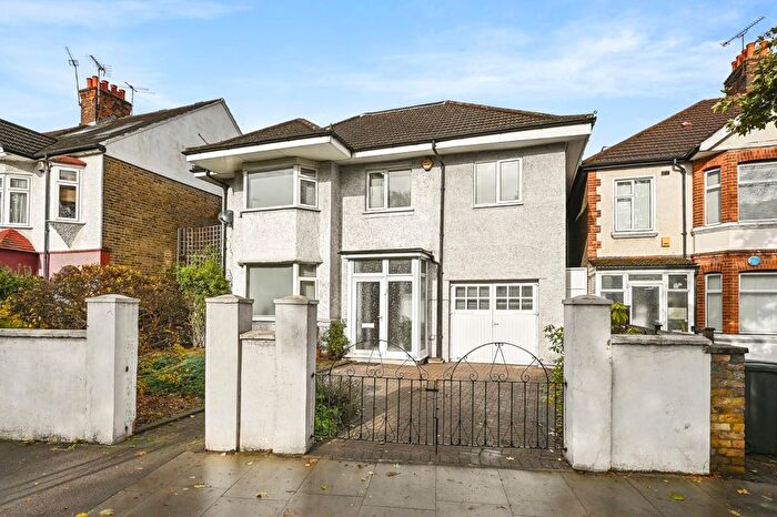 5 Bedroom Detached House For Sale In Windmill Road, London, W5