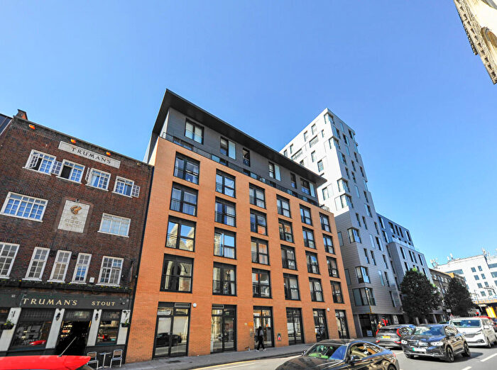 1 Bedroom Flat For Sale In Eastlight Apartments, Dock Street, Tower Hamlets, London, E1