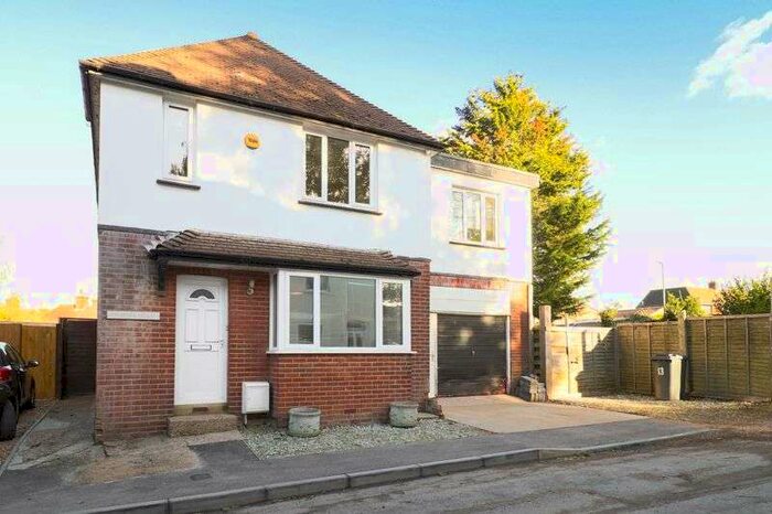 4 Bedroom Property To Rent In Ada Road Canterbury CT1