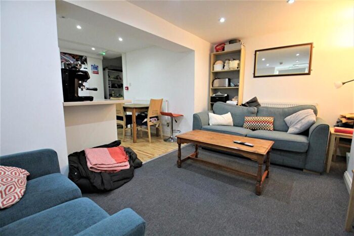 4 Bedroom Terraced House To Rent In Brudenell Street, Hyde Park, Leeds, LS6