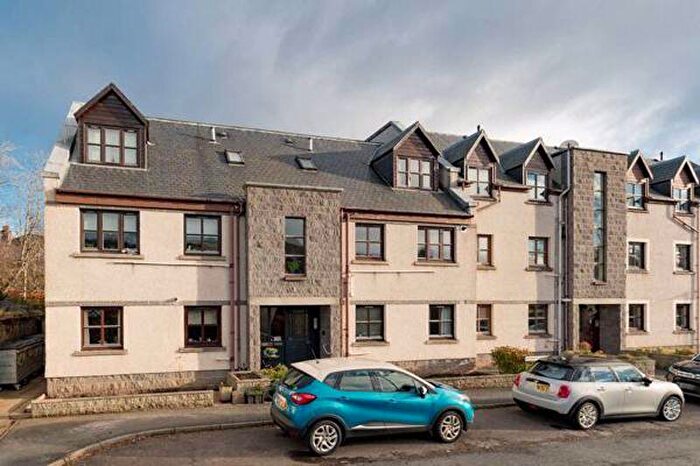 3 Bedroom Flat For Sale In Drovers Way, Innerleithen, EH44