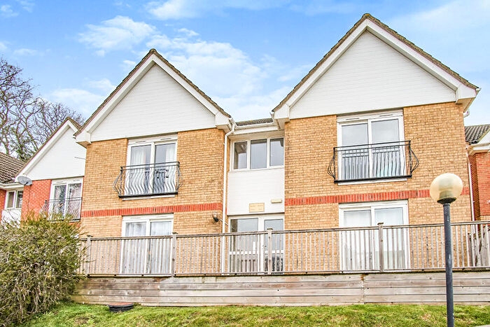 1 Bedroom Flat To Rent In Creek Gardens, Wootton Bridge, PO33