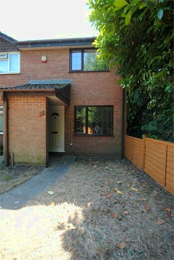 2 Bedroom End Of Terrace House To Rent In Berrywood Gardens, Hedge End, Southampton, SO30