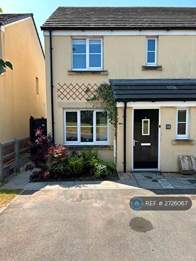 3 Bedroom Semi-Detached House To Rent In Gatehouse View, Pembroke, SA71