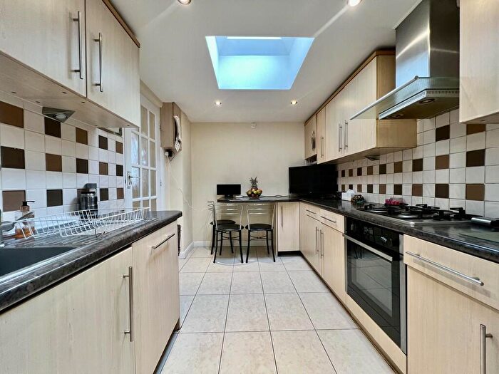 6 Bedroom Detached House To Rent In Albury Drive, Pinner, HA5